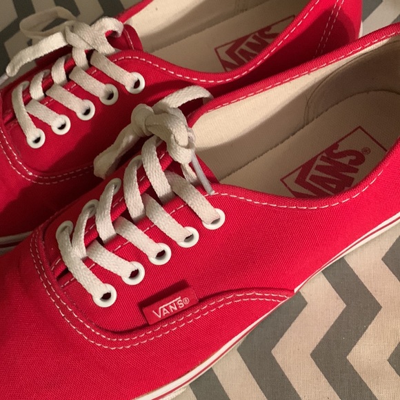 Vans red tennis shoes - Picture 2 of 5